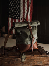 Load image into Gallery viewer, THE SCOUT - WAXED CANVAS
