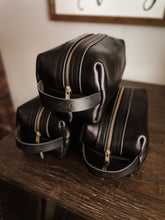 Load image into Gallery viewer, Dopp kit
