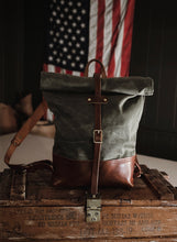 Load image into Gallery viewer, THE SCOUT - WAXED CANVAS
