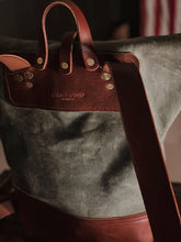 Load image into Gallery viewer, THE SCOUT - WAXED CANVAS
