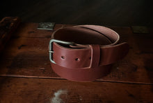 Load image into Gallery viewer, ‘Medium brown’ men’s belt
